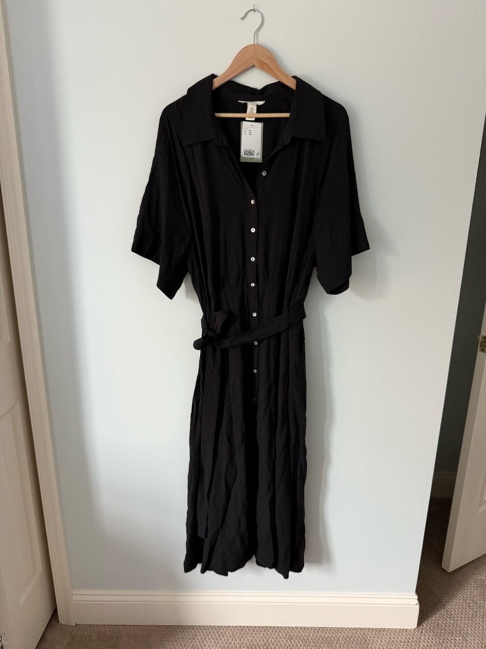 H&M Black Midi Button-Front Shirt Dress with Waist Tie